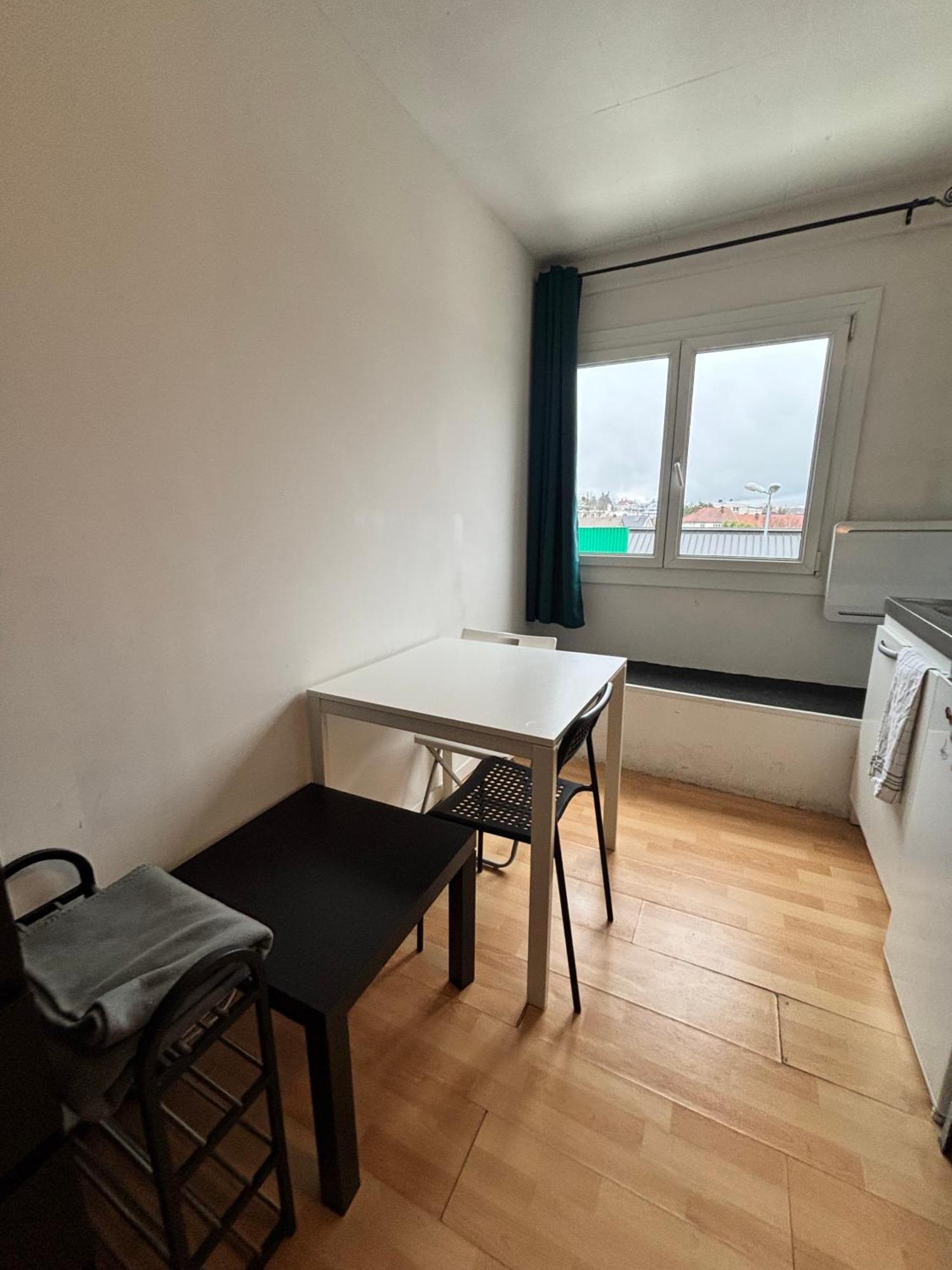 Le Gite "Detroit Studette" Besancon Confort Et Simplicite Bagian luar foto
